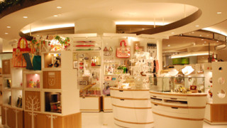 roomsSHOP DELUXE　梅田店